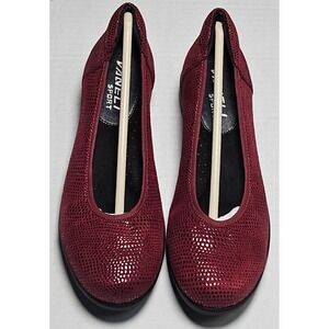 Vaneli Sport Donia Amaranto E Printed Leather Ballet Wedge Pumps Women's 5.5 M